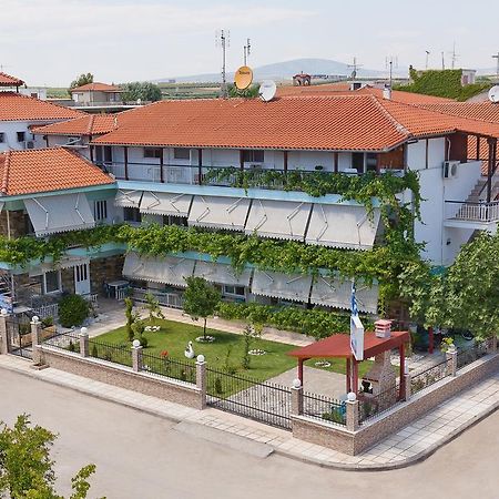 Artemis Apartments Paralia Dionysiou Ngoại thất bức ảnh