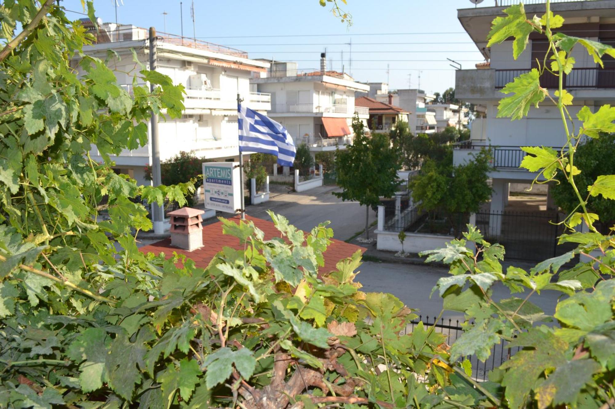 Artemis Apartments Paralia Dionysiou Phòng bức ảnh