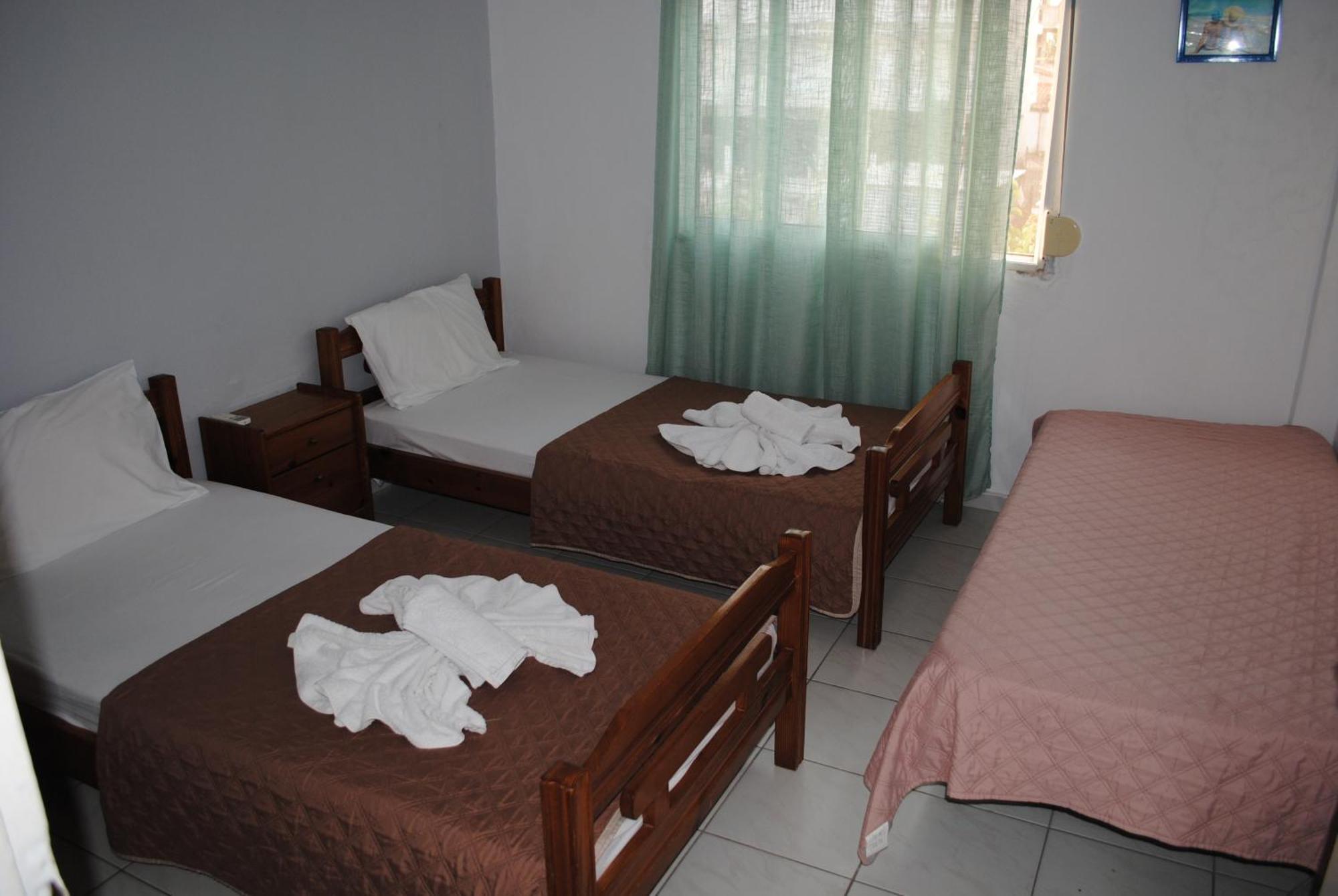 Artemis Apartments Paralia Dionysiou Ngoại thất bức ảnh