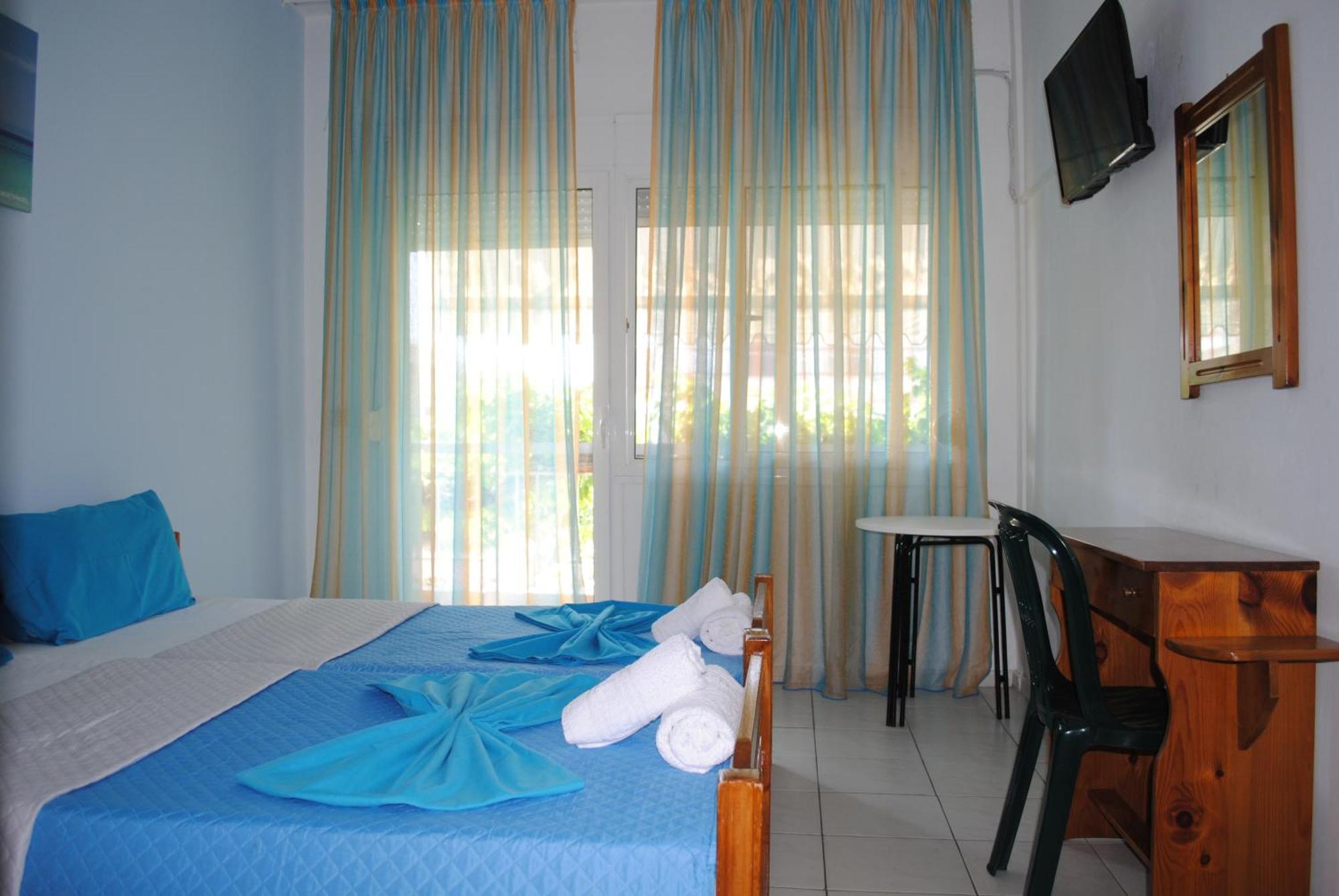 Artemis Apartments Paralia Dionysiou Ngoại thất bức ảnh