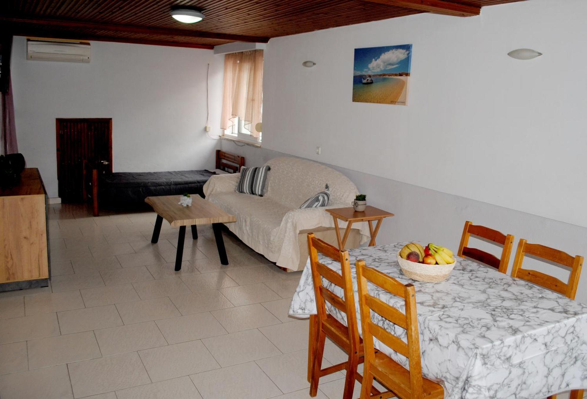 Artemis Apartments Paralia Dionysiou Ngoại thất bức ảnh