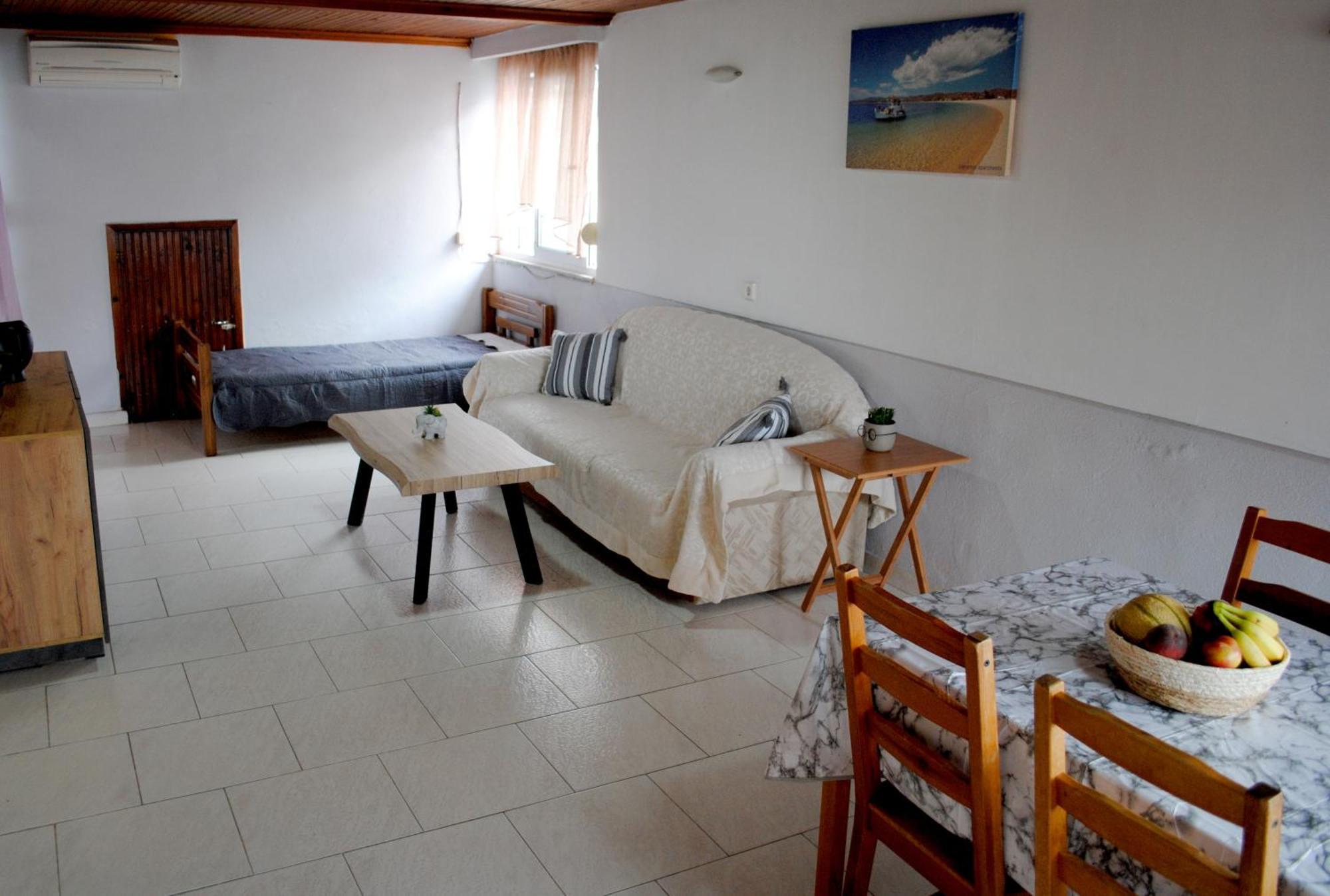 Artemis Apartments Paralia Dionysiou Ngoại thất bức ảnh