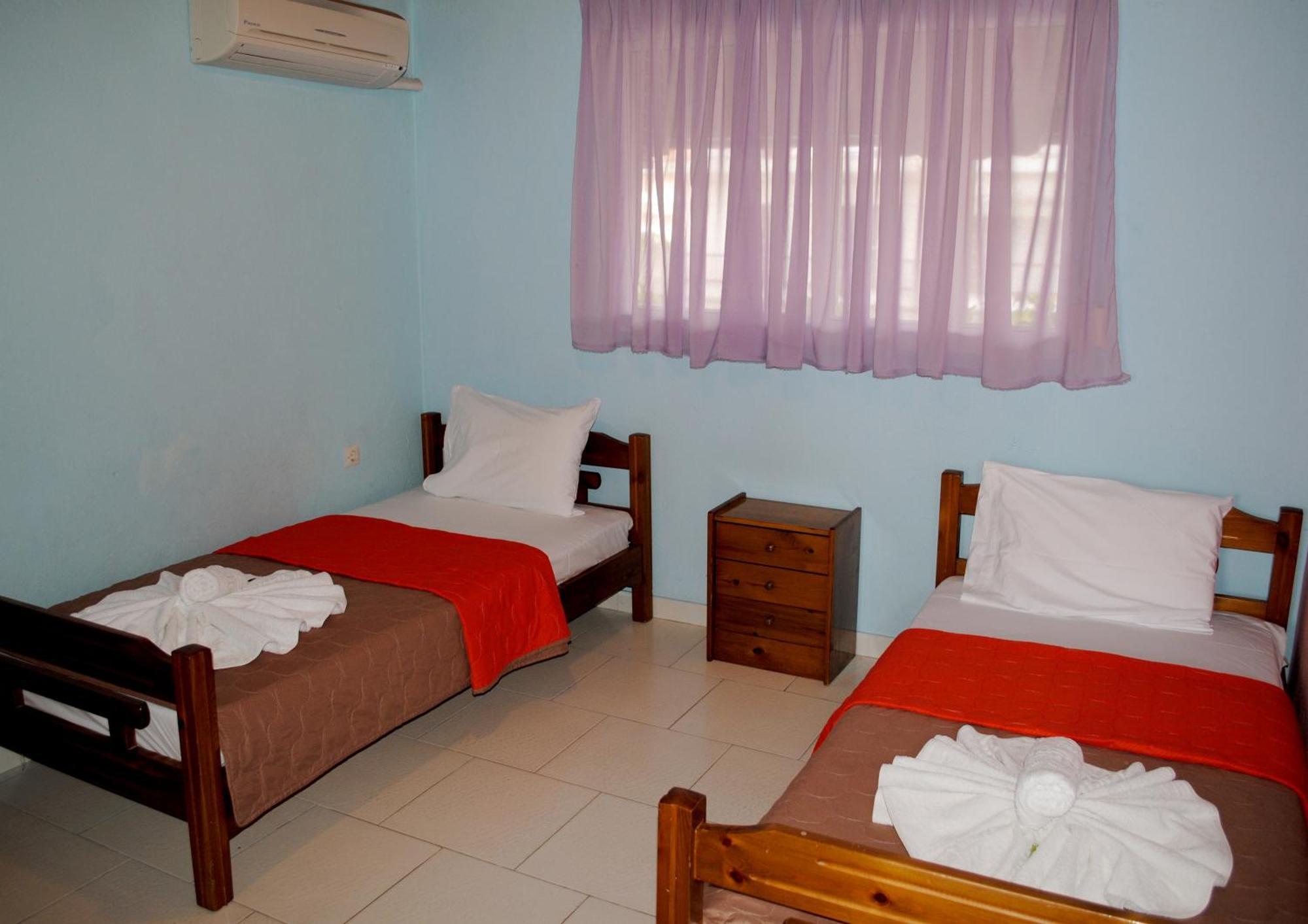 Artemis Apartments Paralia Dionysiou Ngoại thất bức ảnh