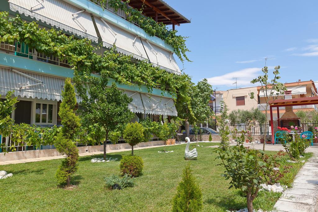 Artemis Apartments Paralia Dionysiou Ngoại thất bức ảnh