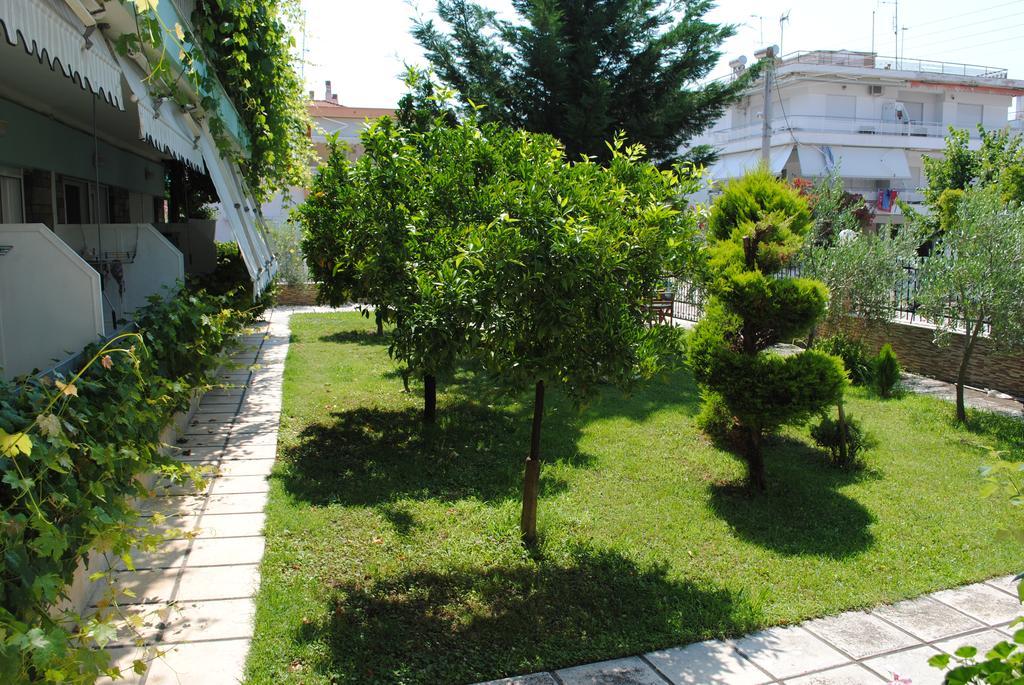 Artemis Apartments Paralia Dionysiou Ngoại thất bức ảnh
