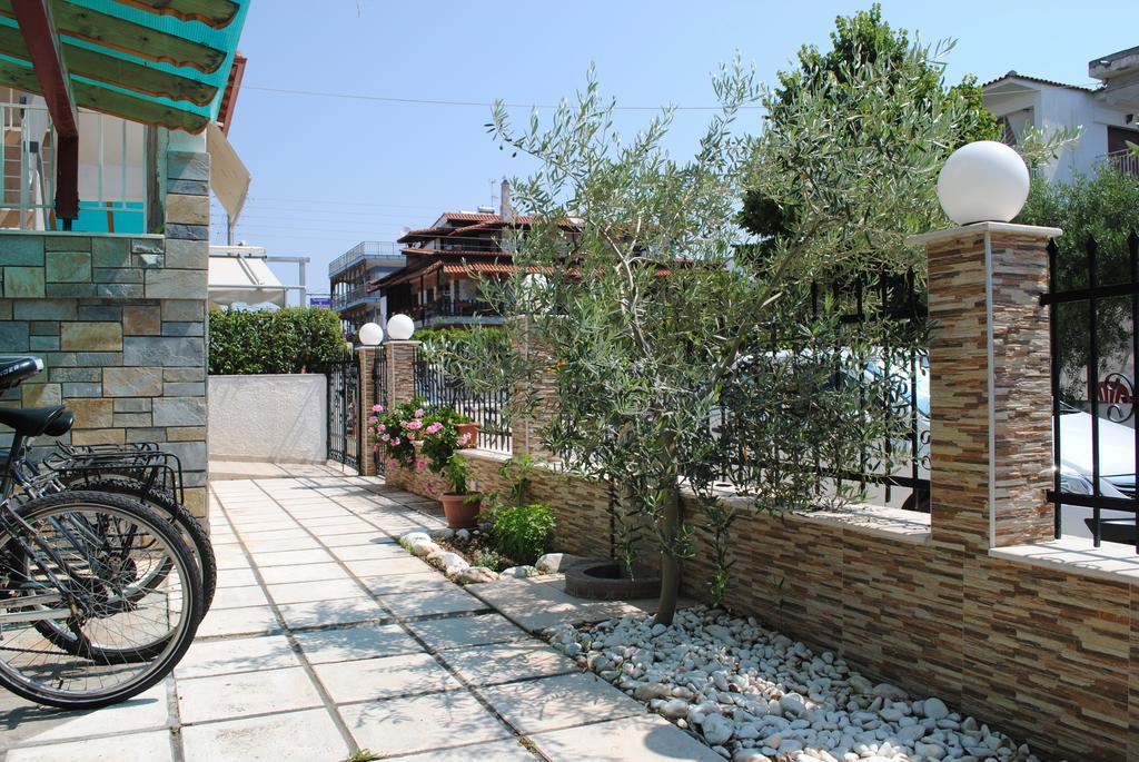 Artemis Apartments Paralia Dionysiou Ngoại thất bức ảnh